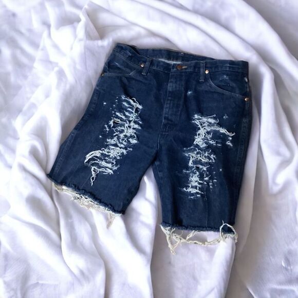Wrangler Mens Vintage Custom Distressed & Reworked Jean Shorts - Picture 1 of 3